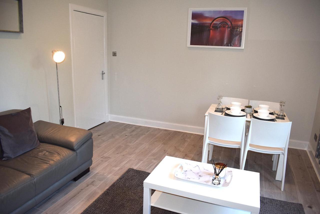 Kelpies Serviced Apartments- Victoria Falkirk Eksteriør billede